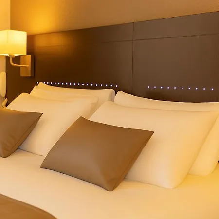 Croix Des Bretons - Pyrenees 卢德