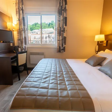 Croix Des Bretons - Pyrenees 卢德