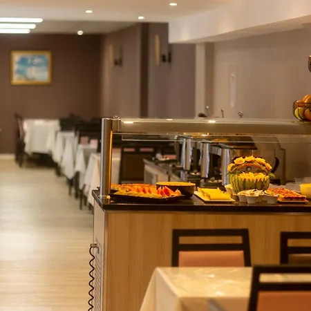 Croix Des Bretons - Pyrenees 3* 卢德