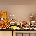 Croix Des Bretons - Pyrenees Hotel Lourdes