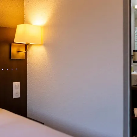 Hotel Croix Des Bretons - Pyrenees 3*