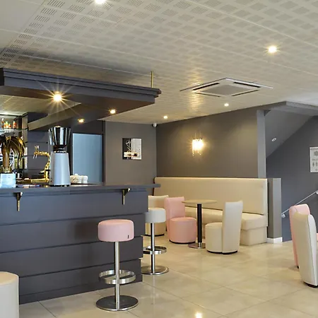 Croix Des Bretons - Pyrenees Hotel Lourdes