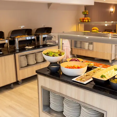 Croix Des Bretons - Pyrenees 3*