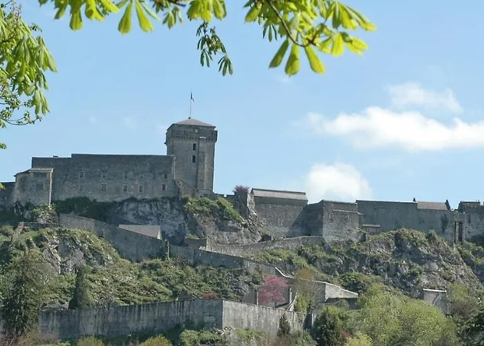Croix Des Bretons - Pyrenees ルルド