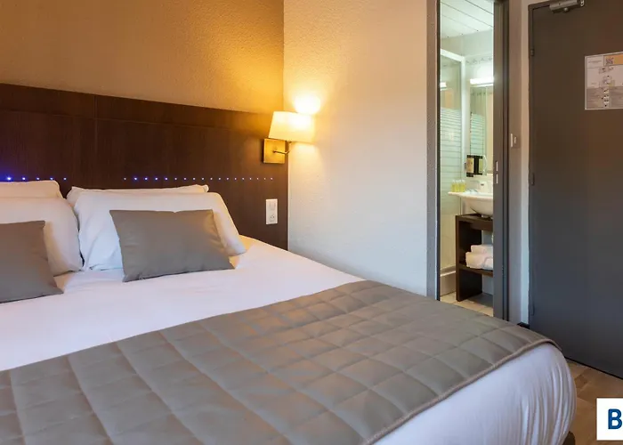 Croix Des Bretons - Pyrenees Hotel