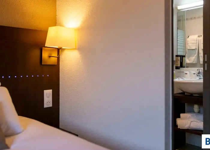 Hotel Croix Des Bretons - Pyrenees 3*