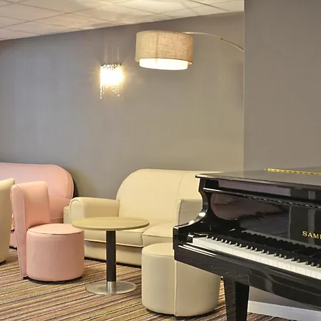 Hotel Croix Des Bretons - Pyrenees 3*