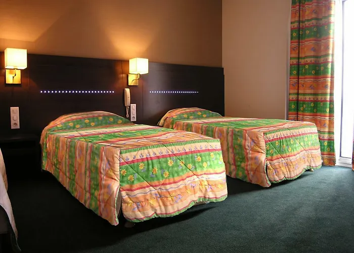 Croix Des Bretons - Pyrenees Hotel