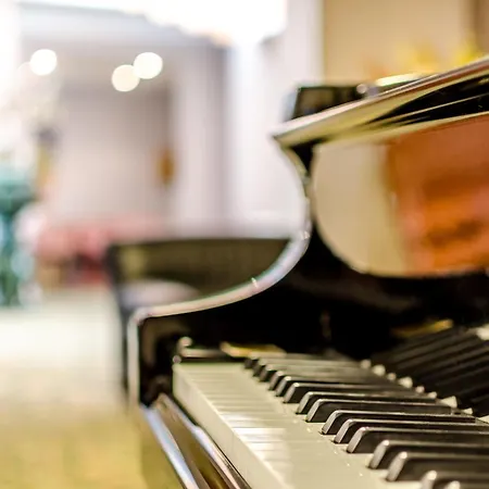 Готель Croix Des Bretons - Pyrenees 3*