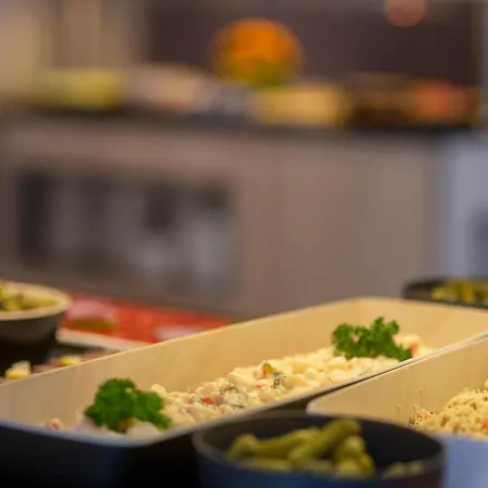 Croix Des Bretons - Pyrenees 3*